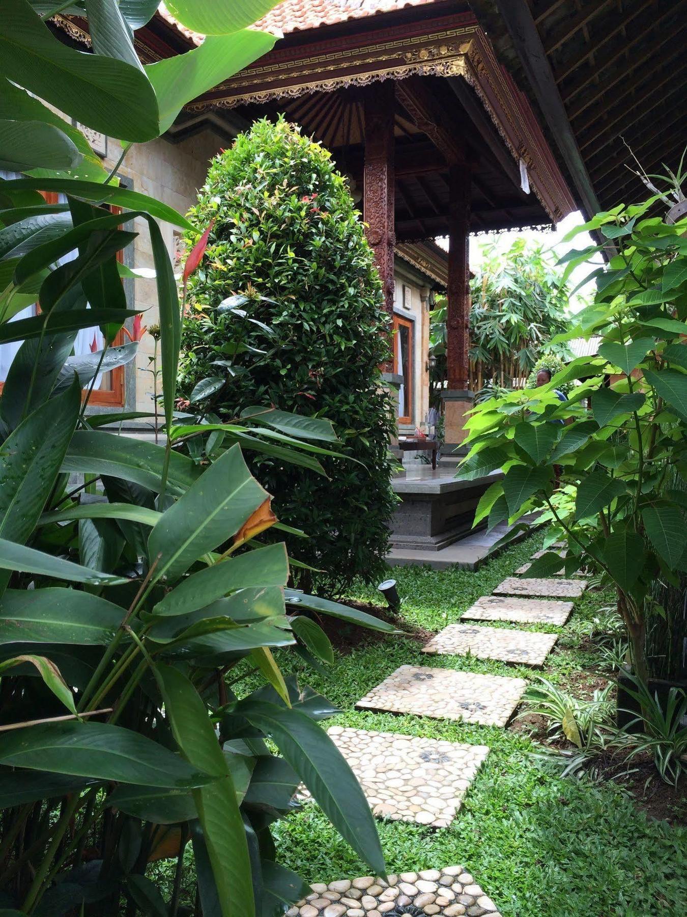 Uma Dewi Guest House Ubud Extérieur photo